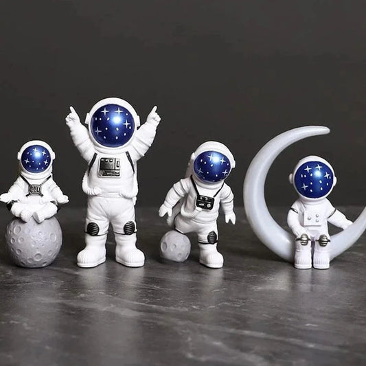 4 pcs Astronaut Figure Statue Figurine Spaceman Sculpture Educational Toy Desktop Home Decoration Astronaut Model