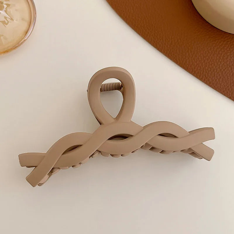 Women Elegant Brown Beige Flower Geometric Hair Claw Lady Temperament Solid Hair Clip Toothed Hairpin